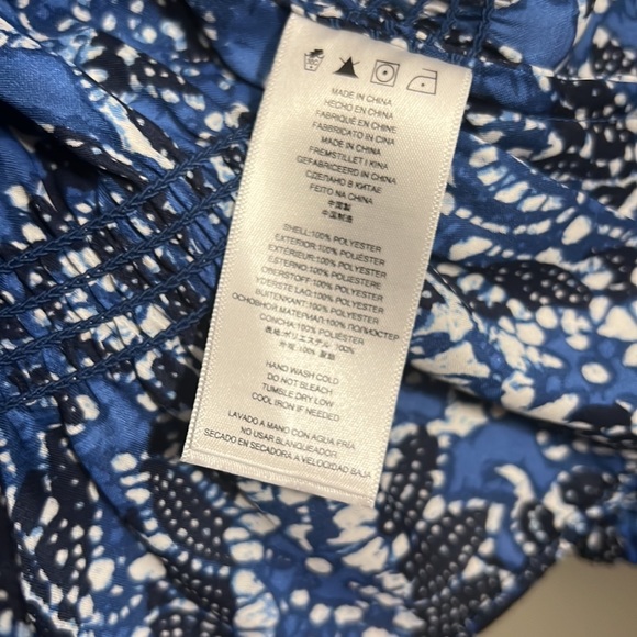 Michael Kors Blue Paisley Top EUC - Picture 6 of 7